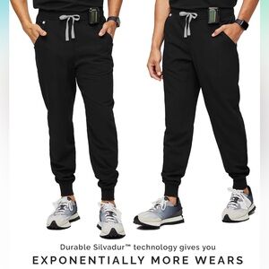 FIGS Men’s Jogger Scrub Pants Black Size S Durable Technology Medical Workwear.